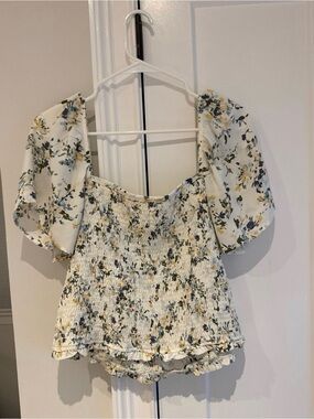Abercrombie & Fitch White Floral Puff-Sleeve Smocked Top